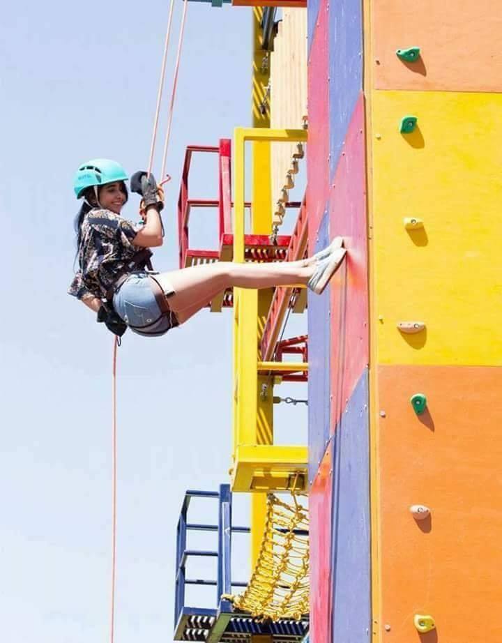 Rappelling